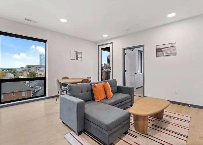 Cozysuites Mass With Parking Lounge & Roof Deck #27