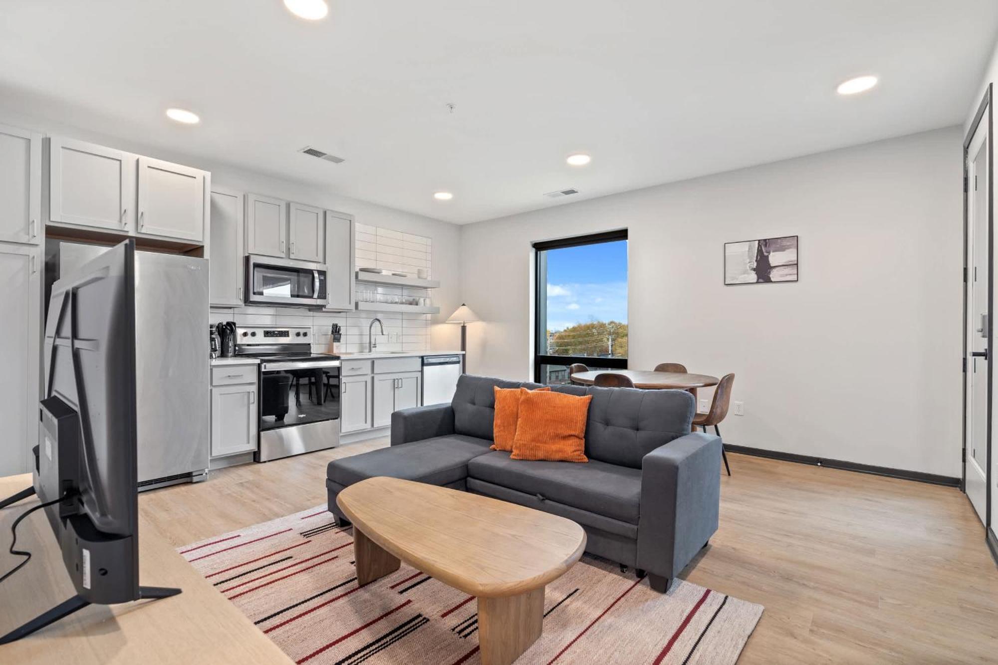 Cozysuites Mass With Parking Lounge & Roof Deck #27 Indianapolis